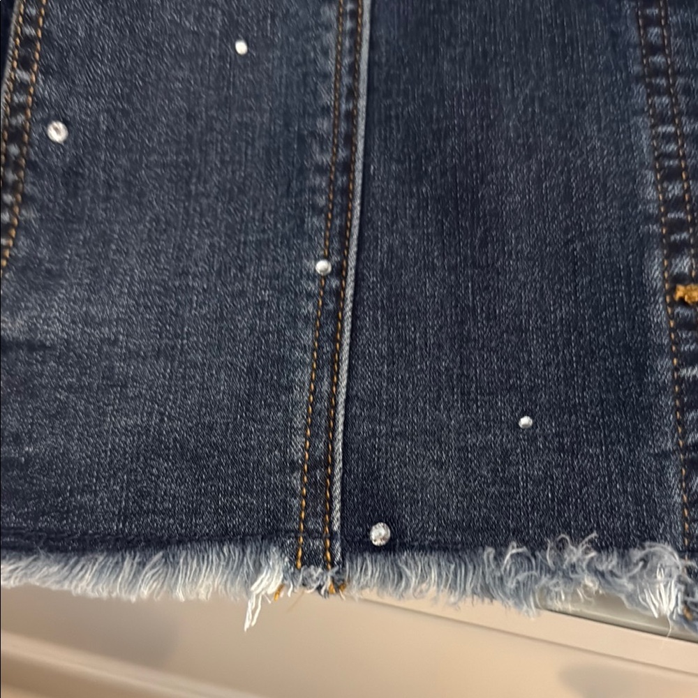 ♥️Isaac Mizrahi Live! Embellished Denim Jacket♥️ - Picture 6 of 9